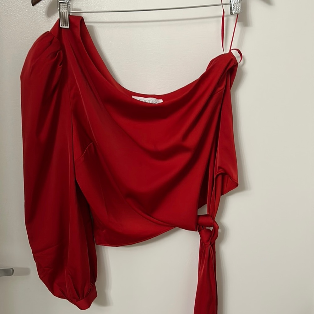 NWT Anthropologie Red One shoulder top blouse M Petite